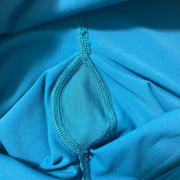 Lululemon Swift Speed High Rise 21 inch crop size 4 Hawaiian Blue - Picture 3 of 5